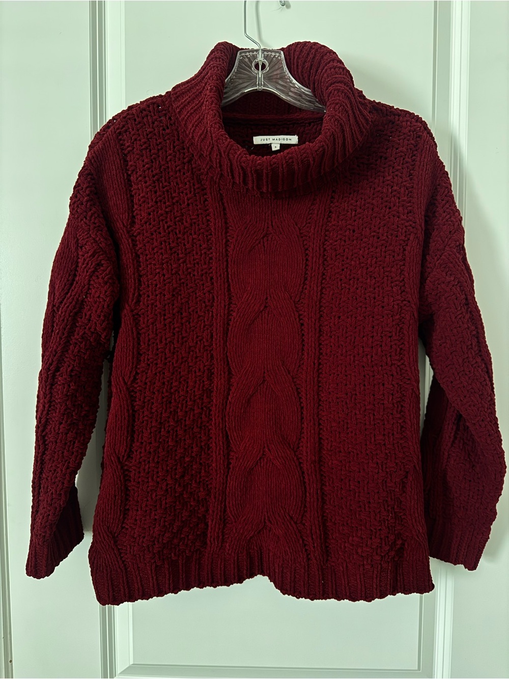 Just Madison Burgundy Cable Knit Turtleneck Sweater Small Chunky Oversized Cozy